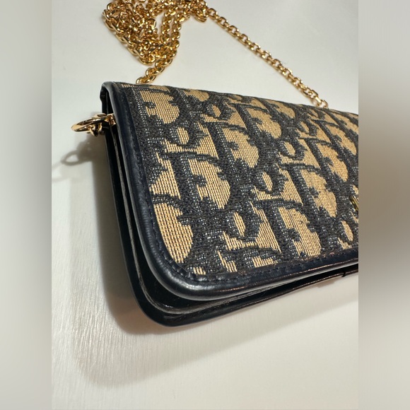 Christian Dior vintage pochette with provided sling - Picture 4 of 15
